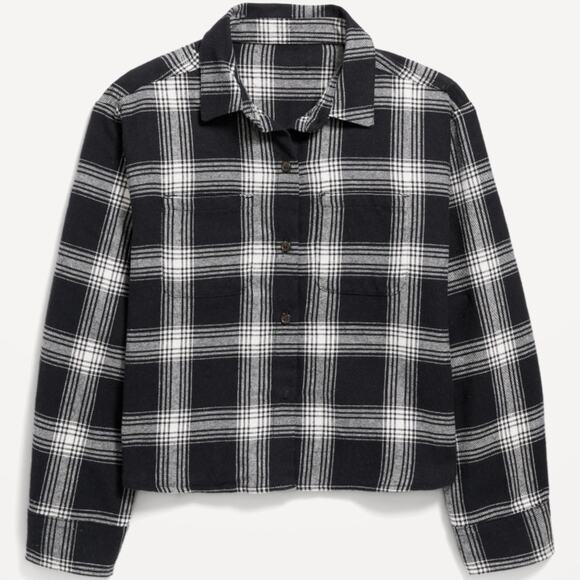 Old Navy black plaid Cropped Long Sleeve
Plaid Pocket Flannel Shirt - Picture 2 of 10